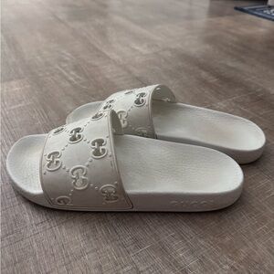 Gucci White GG Pool Slides